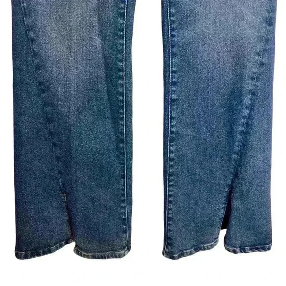 GOOD American Good Legs Flare Twisted Slit High Rise Jeans 10/30 - Picture 4 of 9
